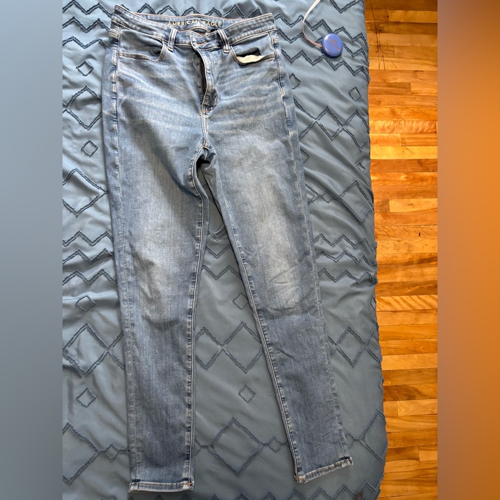 American Eagle Super Hi-Rise Jegging